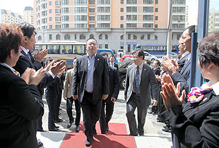 綠之韻集團(tuán)胡國安董事長赴黑龍江、遼寧市場考察指導(dǎo)工作